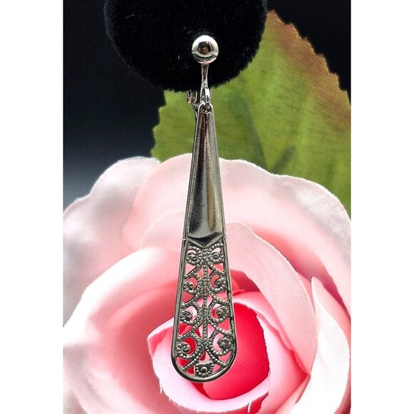 Silver Tone Dangle Drop Clip On Earrings 2" Filigree Teardrop MINT Condition - Picture 5 of 8